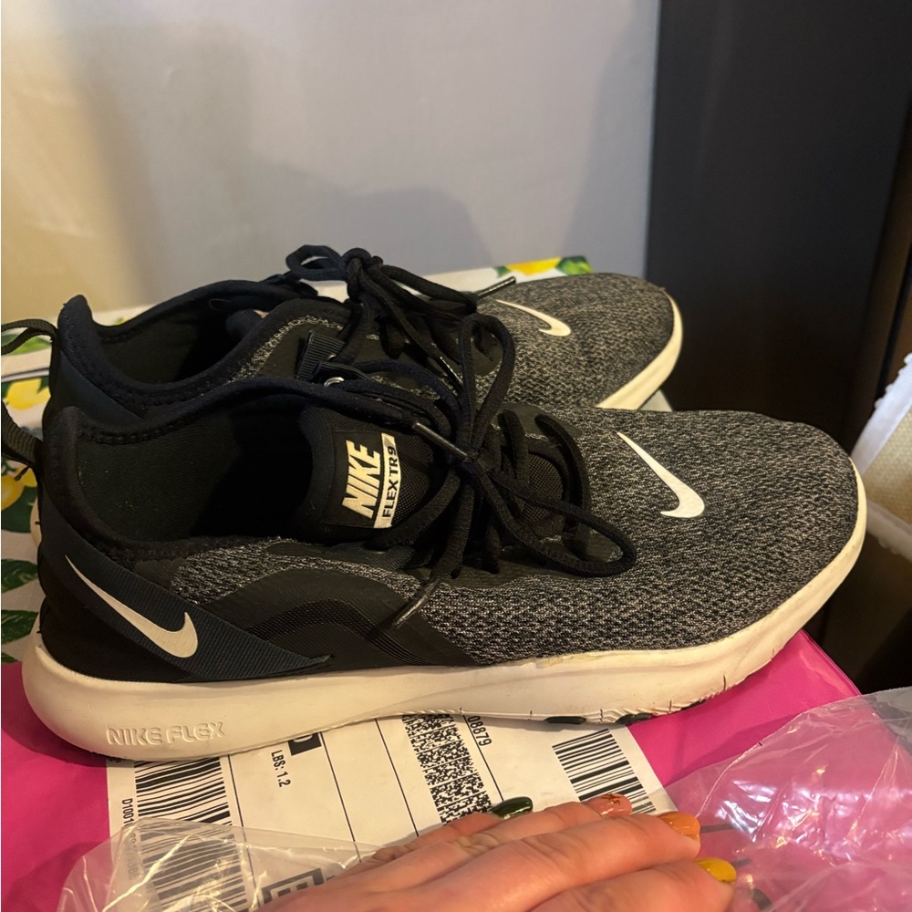 Nike Charcoal and Black Running Shoes